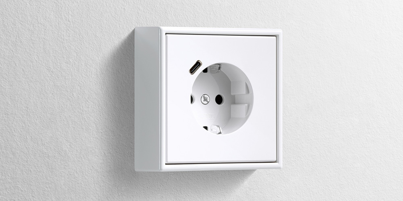 Erweiterter Anschlussraum für die Nachrüstung bei Engel-Elektroservice Fachbetrieb für Elektrotechnik in Nidderau